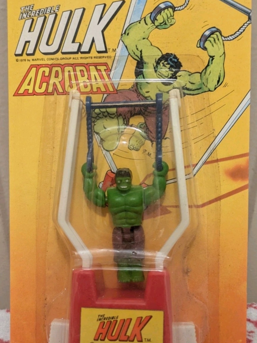 RARE 1978 MARVEL UNPUNCHED UNOPENED INCREDIBLE HULK ACROBAT BY FLEETWOOD READ